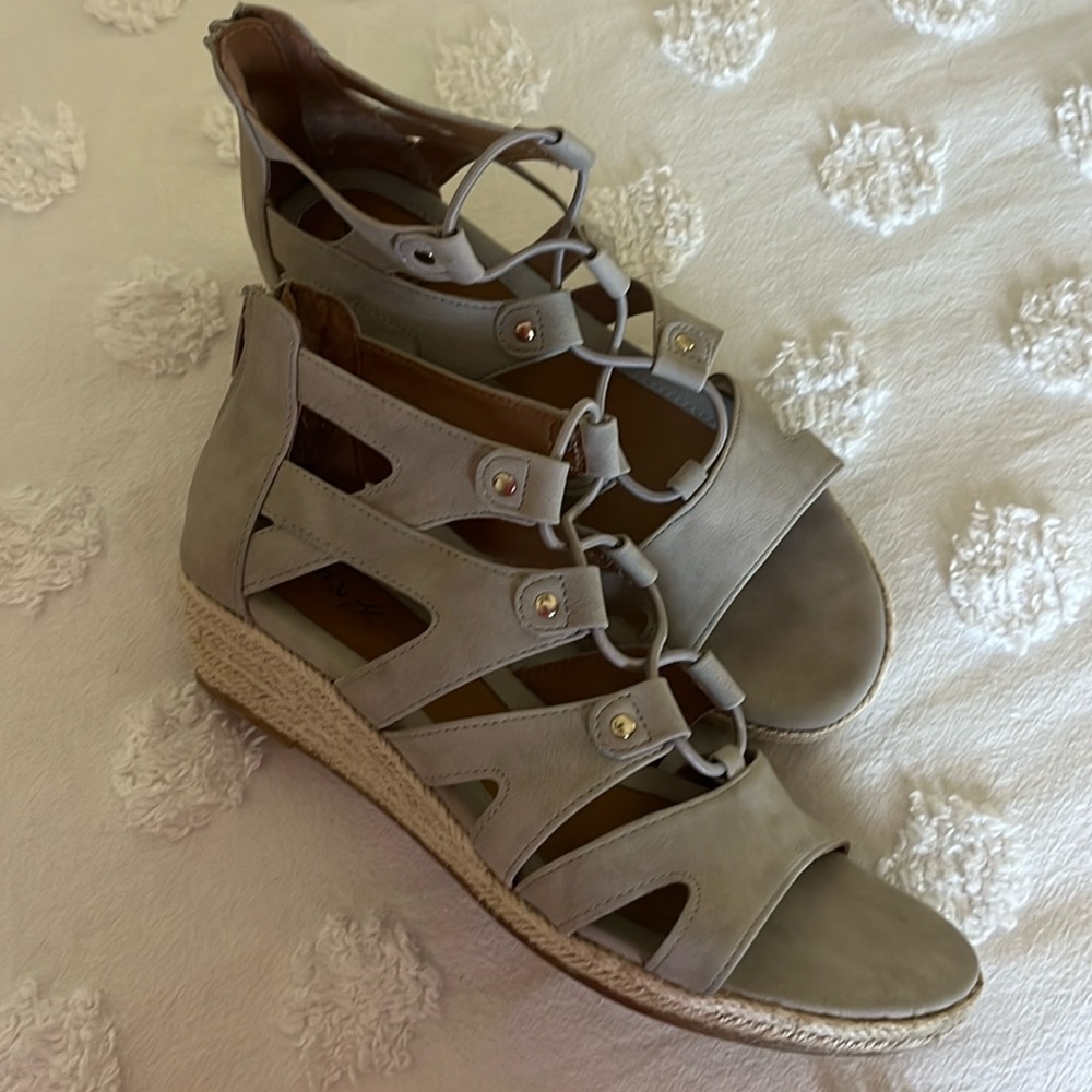Eurosoft by Sofft Espadrille Gladiator suede and jute wedges